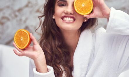 Hai mai pensato di usare la vitamina C per contrastare la cellulite?